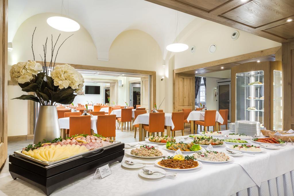 Hotel Dlugi Dom Jelení Hora Exteriér fotografie