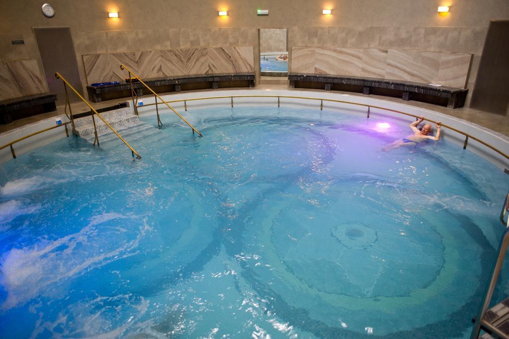 Hotel Dlugi Dom Jelení Hora Exteriér fotografie