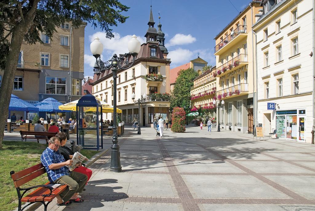 Hotel Dlugi Dom Jelení Hora Exteriér fotografie